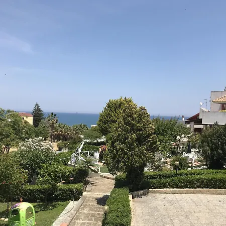 Magna Grecia 4*